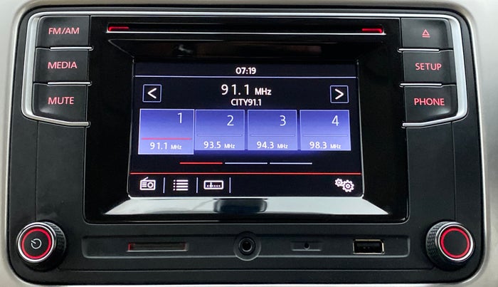 2016 Volkswagen Vento HIGHLINE TDI AT, Diesel, Automatic, 78,659 km, Infotainment System
