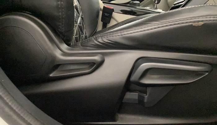 2021 Tata NEXON XZA PLUS SUNROOF PETROL, Petrol, Automatic, 51,798 km, Driver Side Adjustment Panel