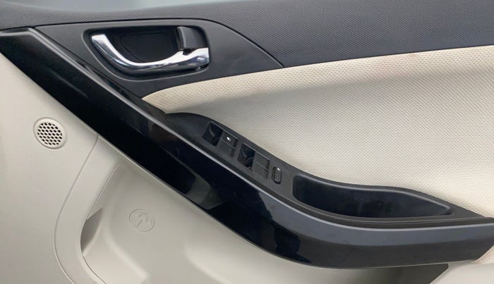 2021 Tata NEXON XZA PLUS SUNROOF PETROL, Petrol, Automatic, 51,798 km, Driver Side Door Panels Control