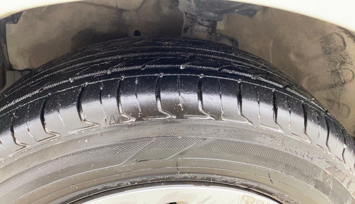 2019 Maruti Celerio VXI, Petrol, Manual, 52,096 km, Left Front Tyre Tread