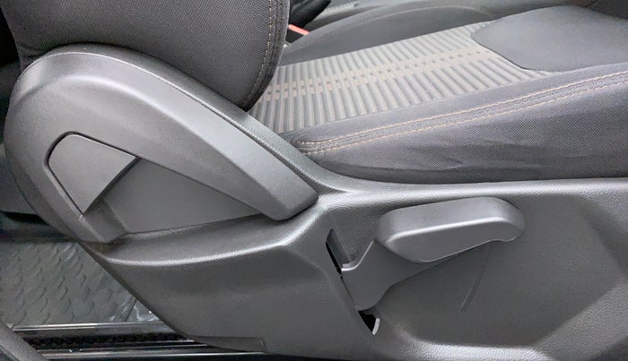 2019 Ford FREESTYLE TITANIUM + 1.2 TI-VCT, Petrol, Manual, 38,407 km, Driver Side Adjustment Panel