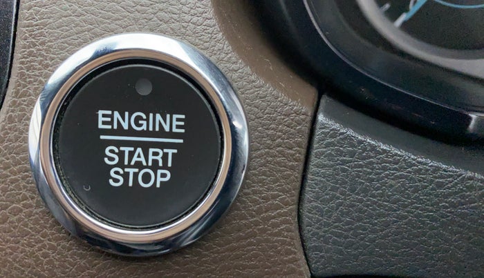 2019 Ford FREESTYLE TITANIUM + 1.2 TI-VCT, Petrol, Manual, 38,407 km, Keyless Start/ Stop Button