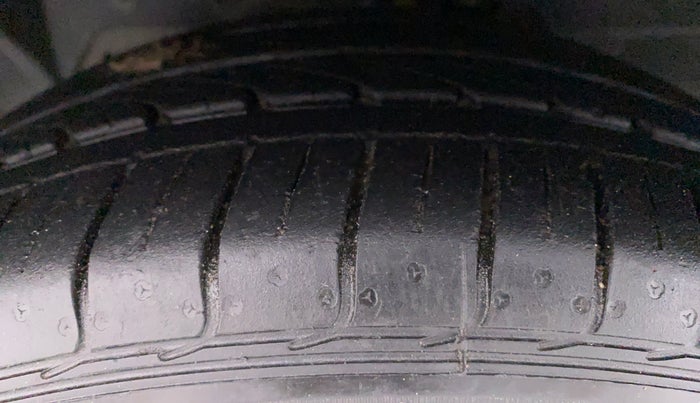 2019 Ford FREESTYLE TITANIUM + 1.2 TI-VCT, Petrol, Manual, 38,407 km, Left Front Tyre Tread