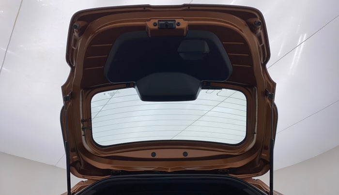 2019 Ford FREESTYLE TITANIUM + 1.2 TI-VCT, Petrol, Manual, 38,407 km, Boot Door Open