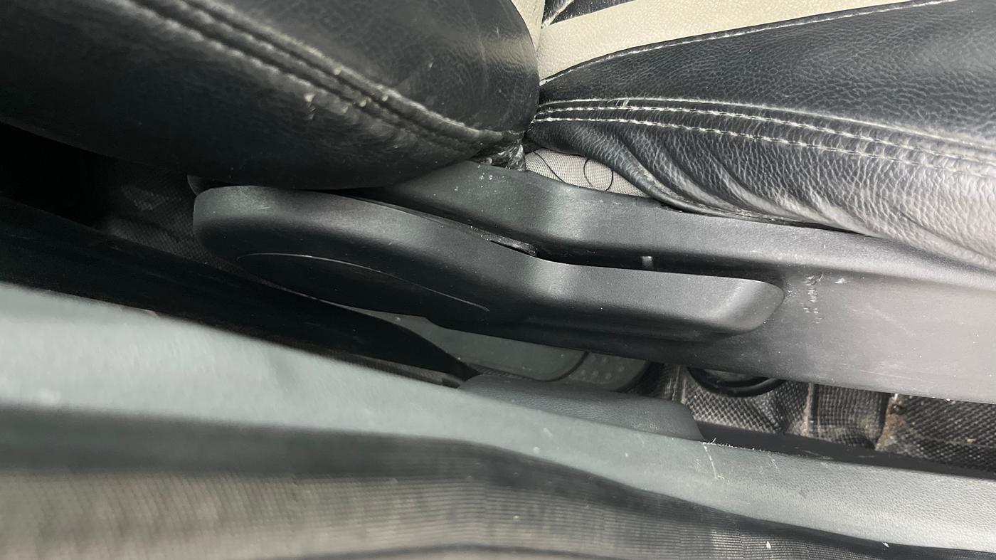 2022 Tata TIGOR XZ CNG, CNG, Manual, 65,101 km, Driver Side Adjustment Panel