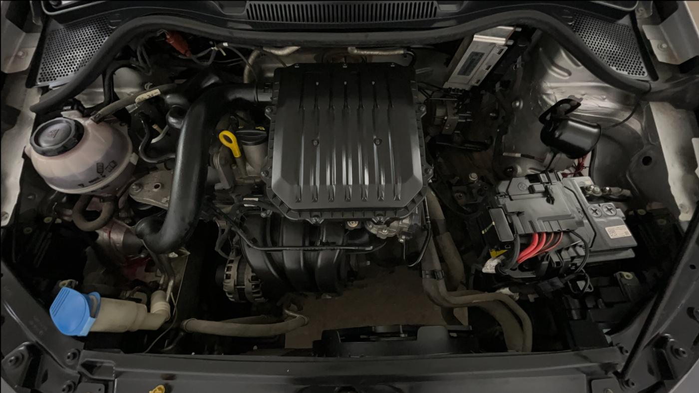 2019 Volkswagen Polo TRENDLINE 1.0L, Petrol, Manual, 22,766 km, Engine View