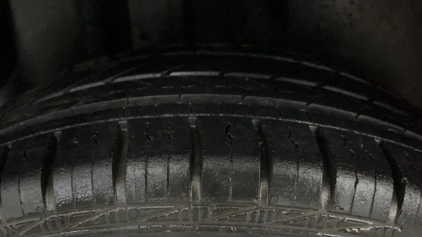 2019 Volkswagen Polo TRENDLINE 1.0L, Petrol, Manual, 22,766 km, Right Rear Tyre Tread