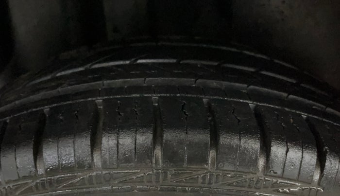 2019 Volkswagen Polo TRENDLINE 1.0L, Petrol, Manual, 22,707 km, Right Rear Tyre Tread