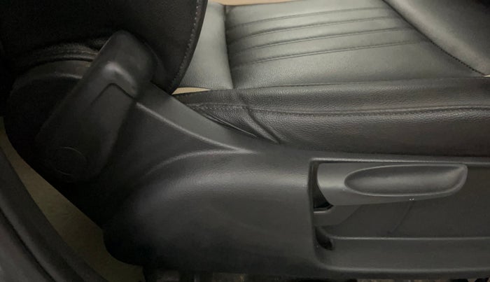2019 Volkswagen Polo TRENDLINE 1.0L, Petrol, Manual, 22,707 km, Driver Side Adjustment Panel