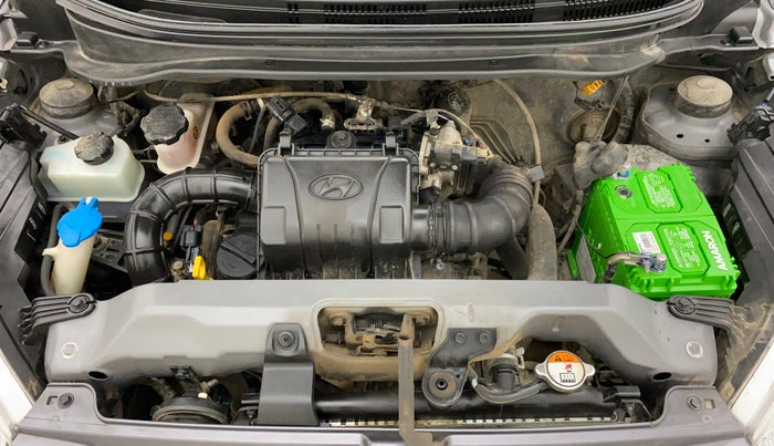2017 Hyundai Eon ERA PLUS (O), Petrol, Manual, 31,799 km, Open Bonet