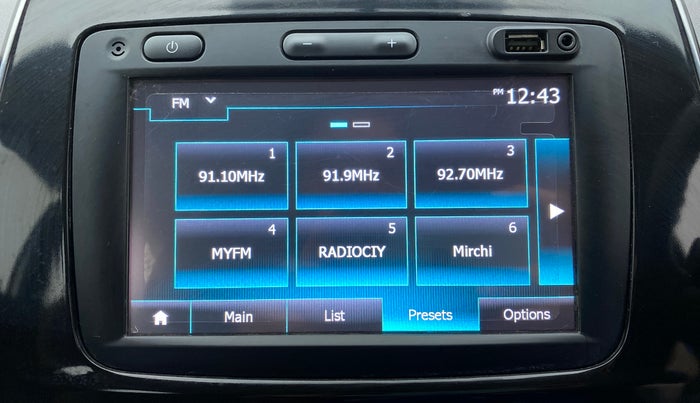 2018 Renault Kwid 1.0 RXT Opt, Petrol, Manual, 17,371 km, Infotainment System