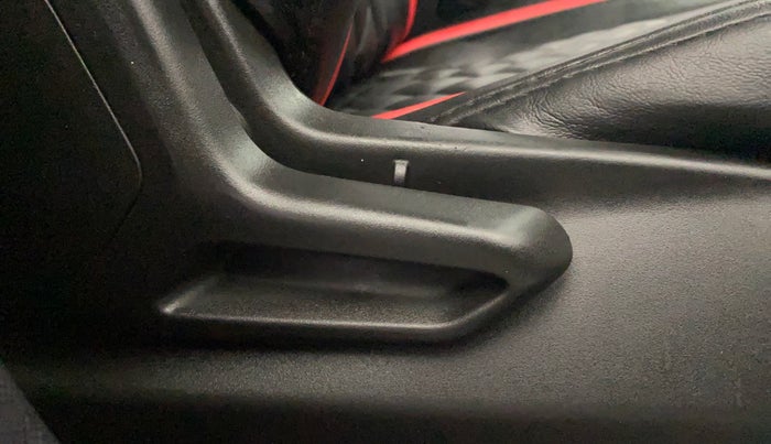 2021 Tata NEXON XM PETROL, Petrol, Manual, 43,360 km, Driver Side Adjustment Panel