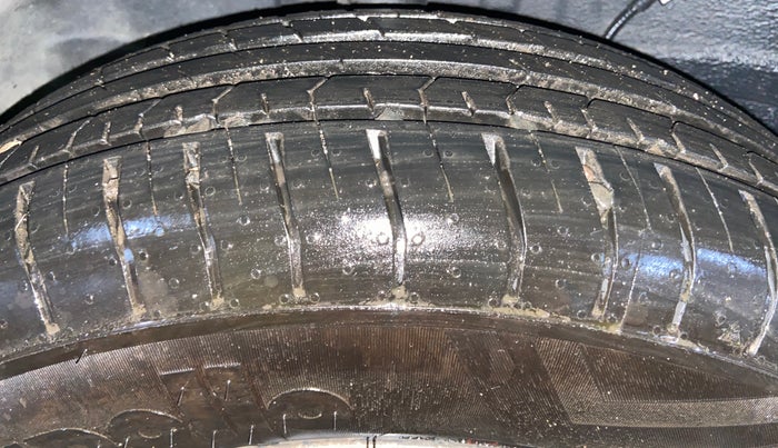 2022 Tata PUNCH ADVENTURE MT, Petrol, Manual, 56,215 km, Right Rear Tyre Tread