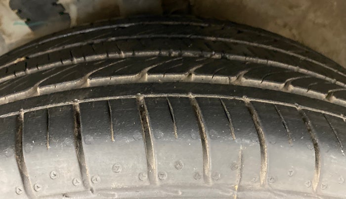 2017 Hyundai Creta SX PLUS 1.6 PETROL, Petrol, Manual, 72,595 km, Left Front Tyre Tread