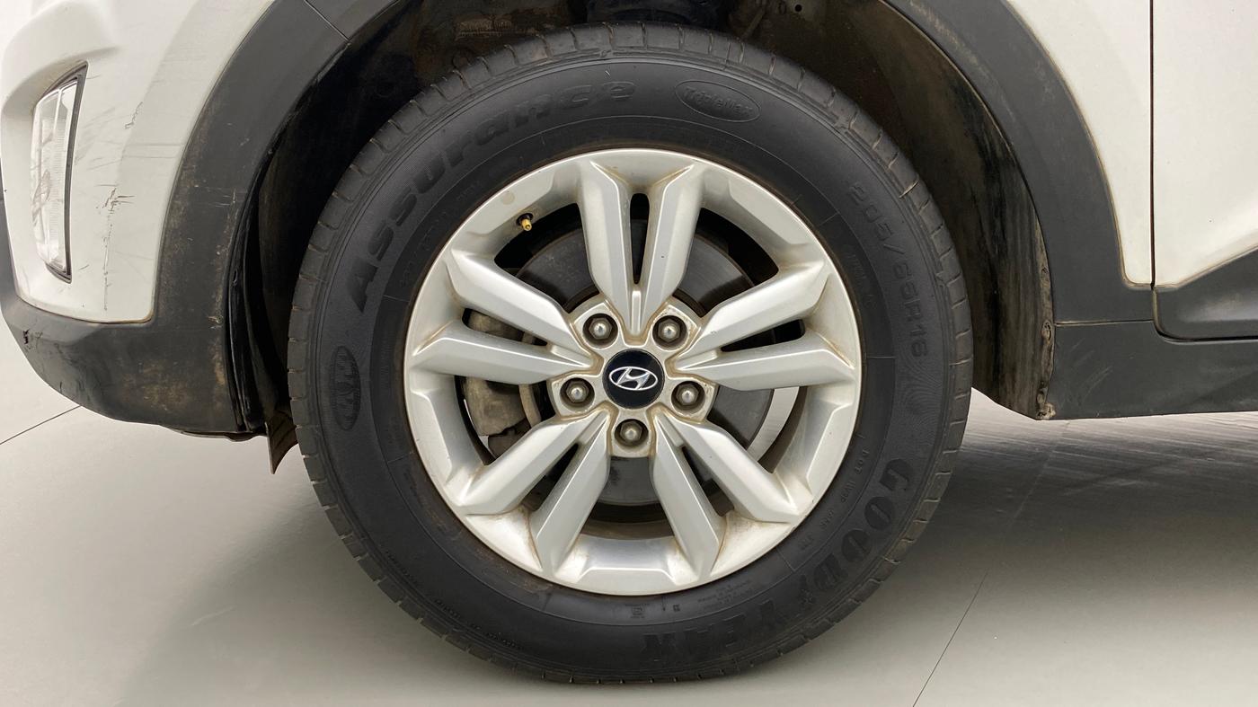 2017 Hyundai Creta SX PLUS 1.6 PETROL, Petrol, Manual, 72,595 km, Left Front Wheel