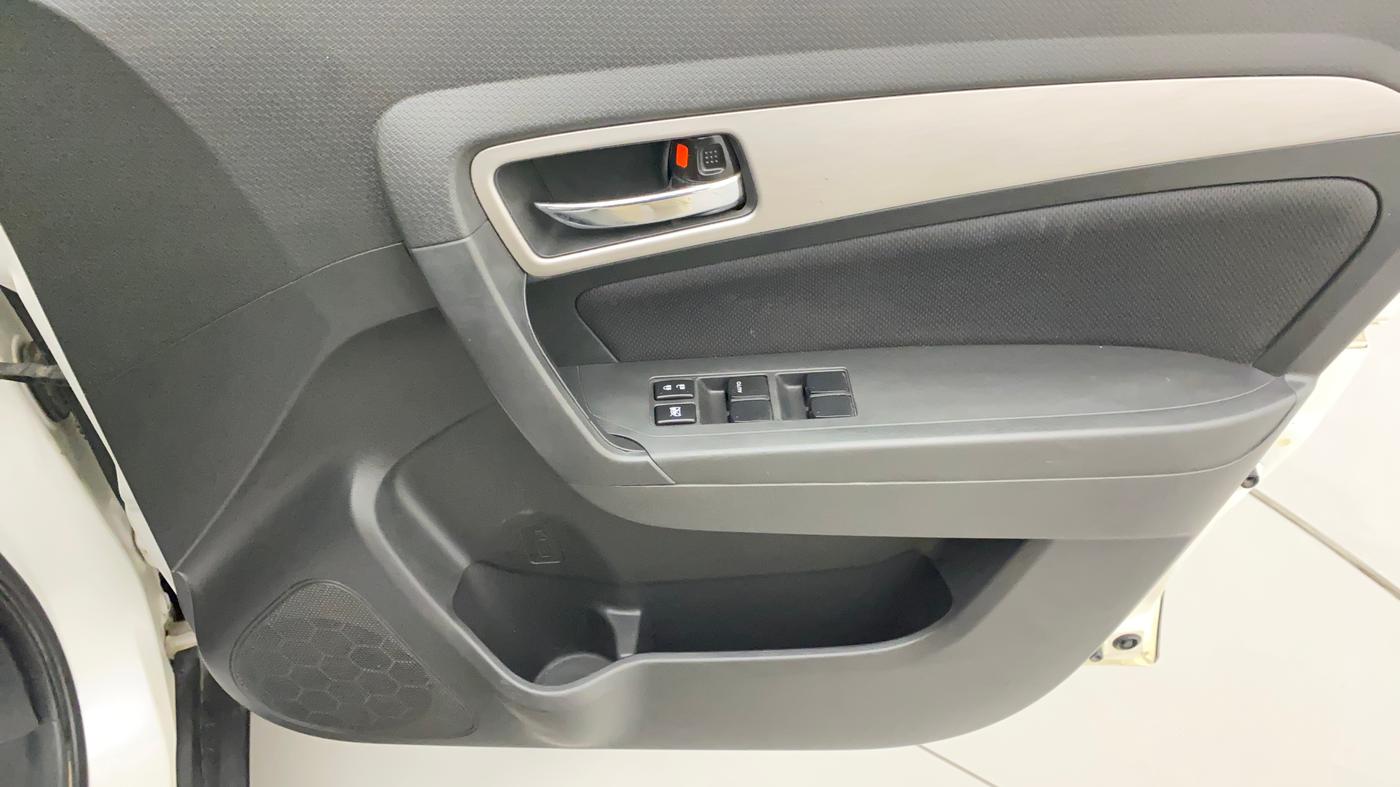 2016 Maruti Vitara Brezza ZDI PLUS, Diesel, Manual, 70,073 km, Driver Side Door Panels Control