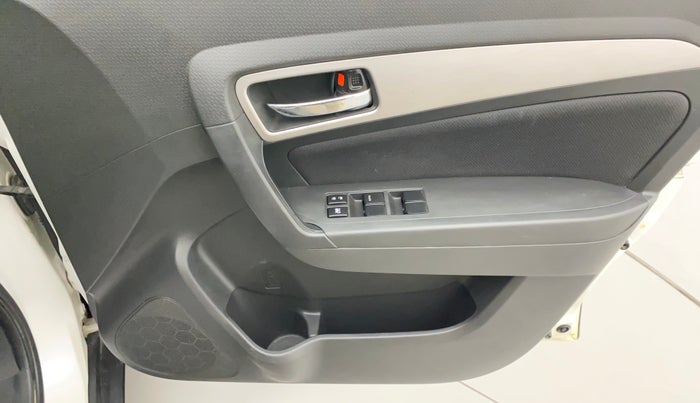 2016 Maruti Vitara Brezza ZDI PLUS, Diesel, Manual, 70,073 km, Driver Side Door Panels Control