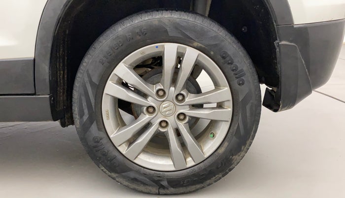 2016 Maruti Vitara Brezza ZDI PLUS, Diesel, Manual, 70,073 km, Left Rear Wheel