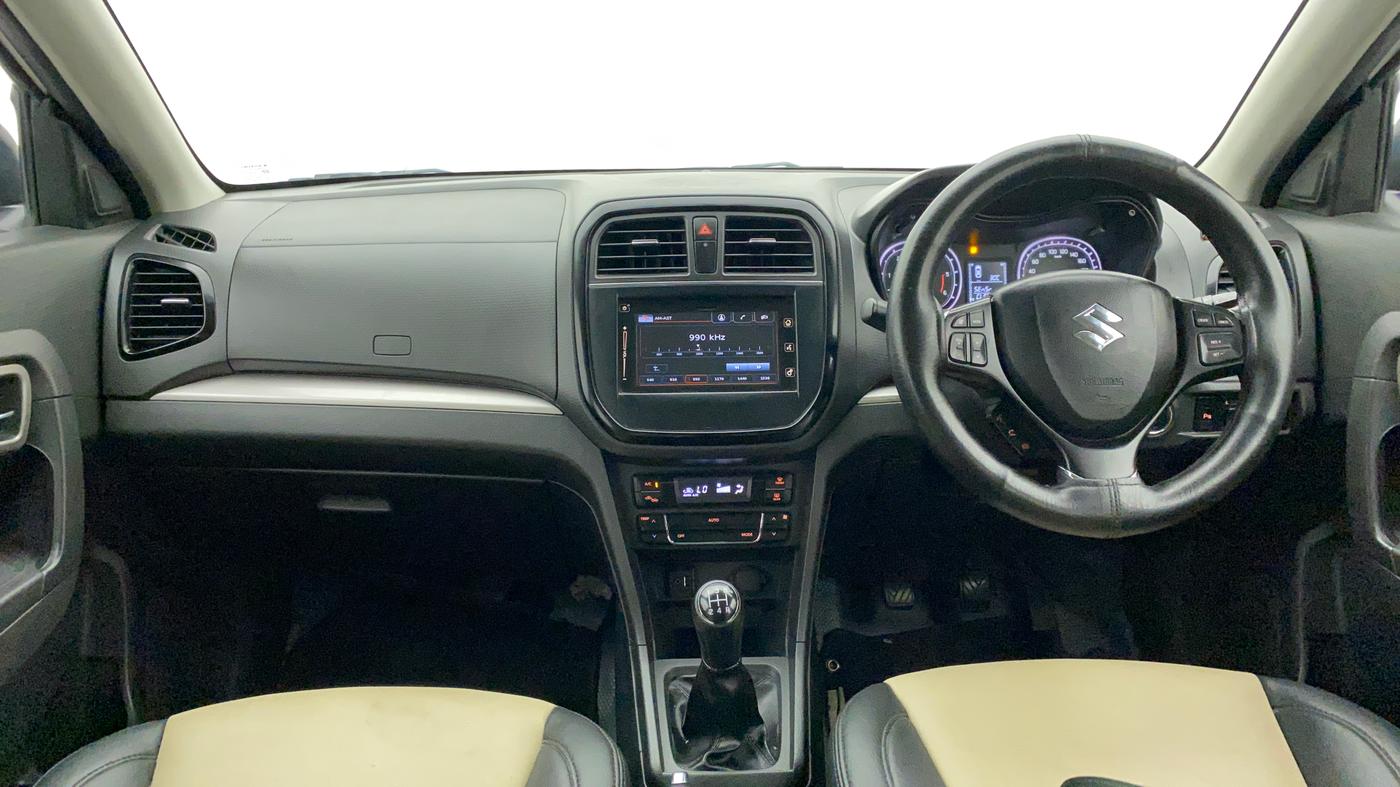 2016 Maruti Vitara Brezza ZDI PLUS, Diesel, Manual, 70,073 km, Dashboard