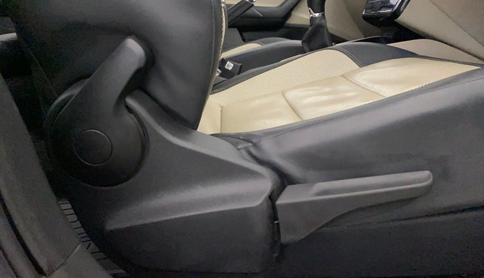 2022 Skoda SLAVIA STYLE 1.0L TSI MT, Petrol, Manual, 58,076 km, Driver Side Adjustment Panel