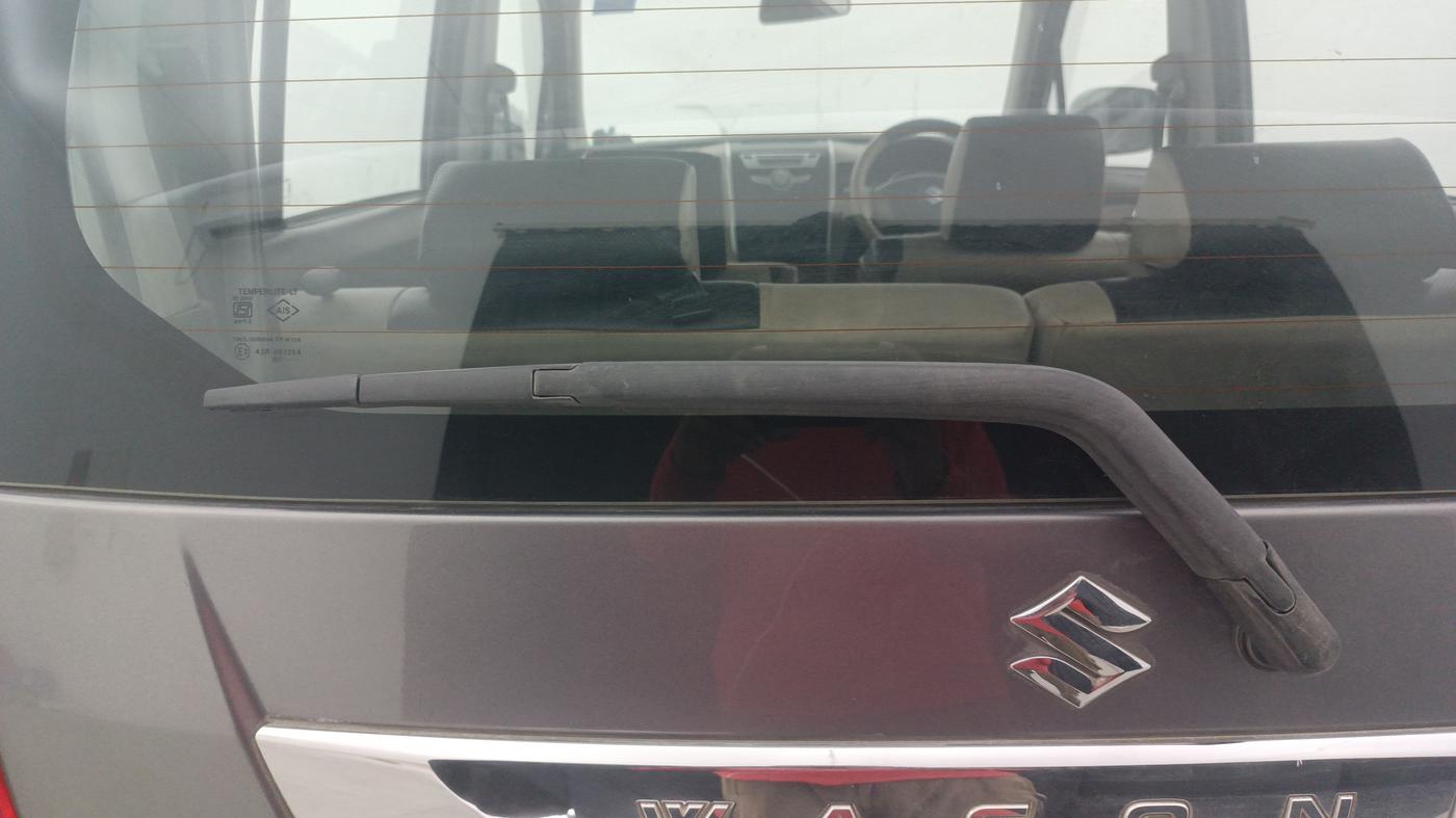 2015 Maruti Wagon R 1.0 VXI, Petrol, Manual, 1,31,002 km, Rear Wiper