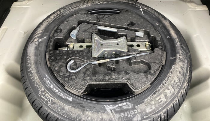 2022 Maruti Vitara Brezza VXI AT SHVS, Petrol, Automatic, 28,419 km, Spare Tyre