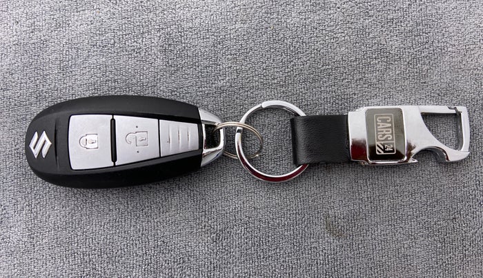 2018 Maruti Baleno ZETA PETROL 1.2, Petrol, Manual, 24,390 km, Key Close Up