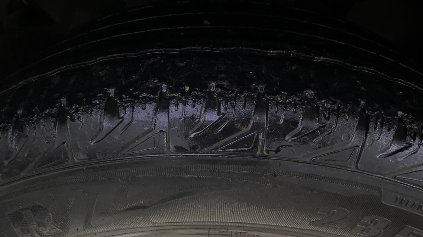 2019 Tata Harrier XZ 2.0L, Diesel, Manual, 72,373 km, Left Front Tyre Tread