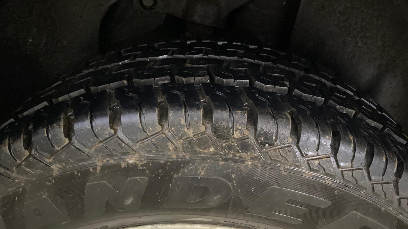 2019 Tata Harrier XZ 2.0L, Diesel, Manual, 72,373 km, Left Rear Tyre Tread