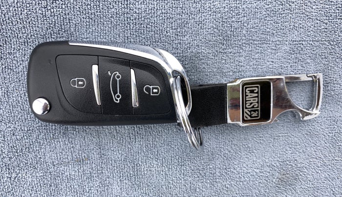 2021 Tata Safari XE 2.0 KRYOTEC, Diesel, Manual, 18,390 km, Key Close Up