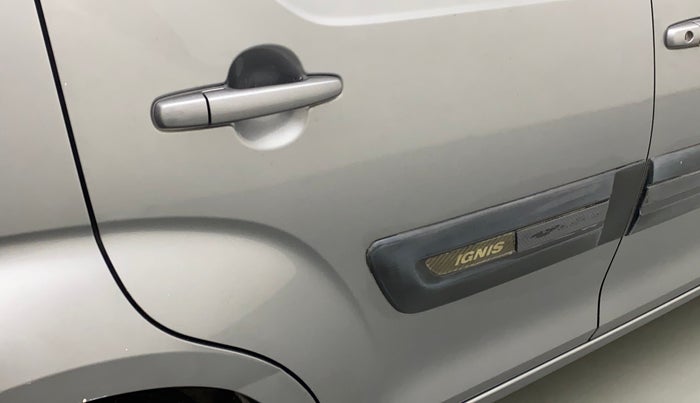 2018 Maruti IGNIS DELTA 1.2 AMT, Petrol, Automatic, 49,158 km, Right rear door - Minor scratches