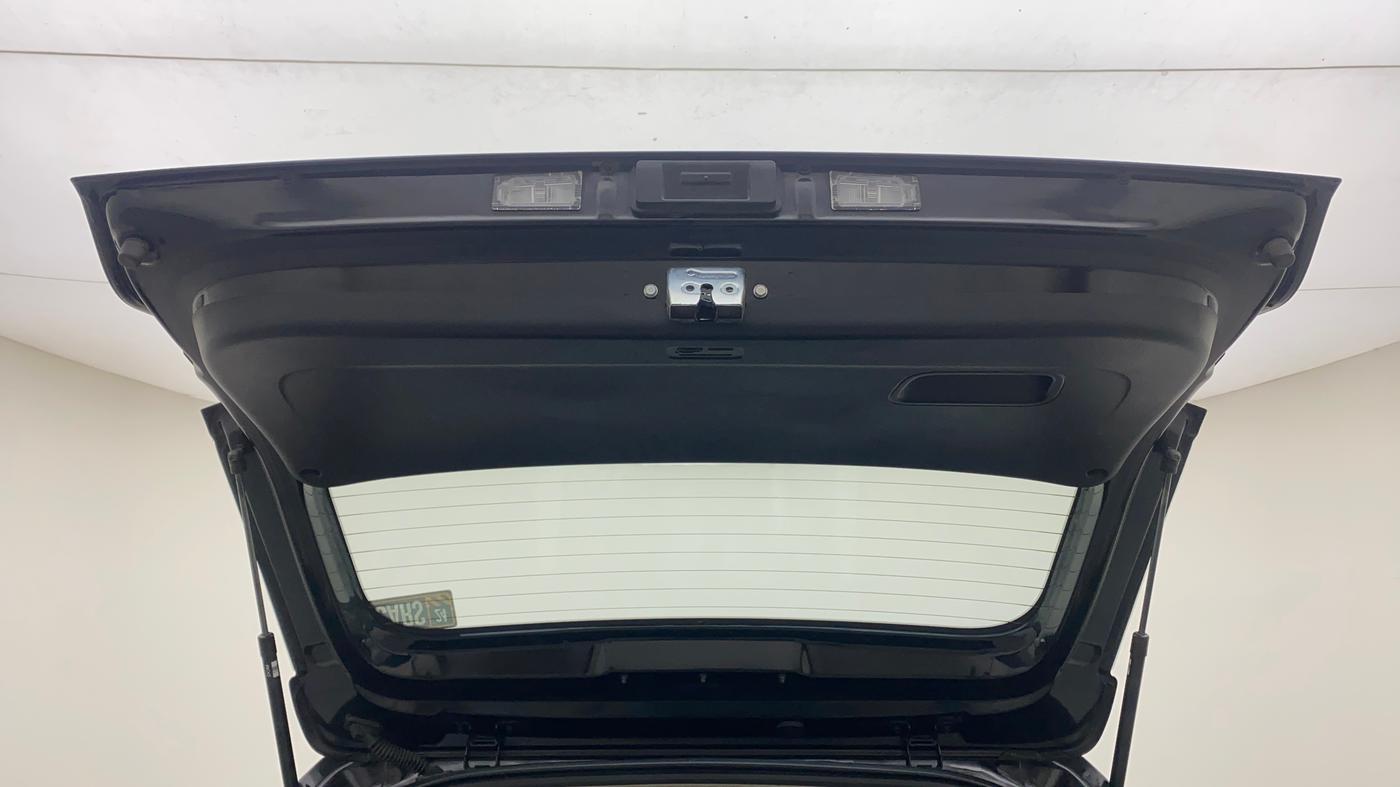 2022 KIA SONET HTX 1.0 IMT, CNG, Manual, 30,117 km, Boot Door Open