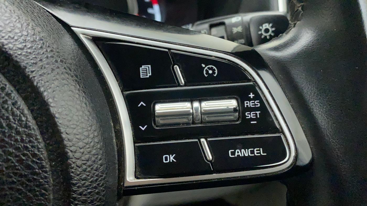 2022 KIA SONET HTX 1.0 IMT, CNG, Manual, 30,117 km, Adaptive Cruise Control