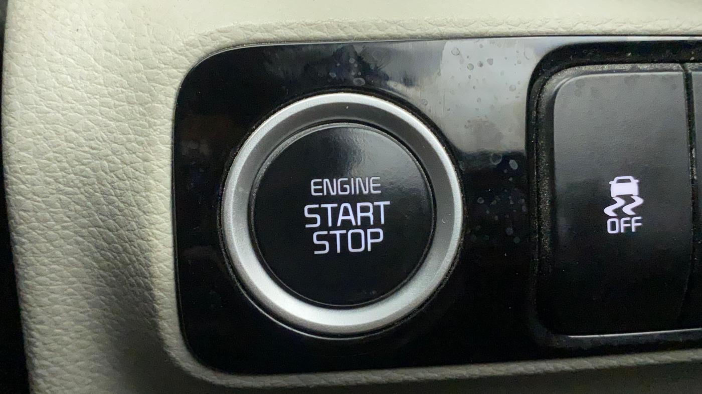 2022 KIA SONET HTX 1.0 IMT, CNG, Manual, 30,117 km, Keyless Start/ Stop Button