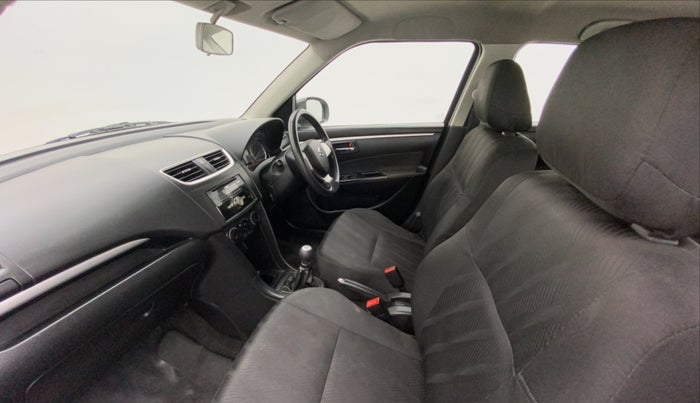 2013 Maruti Swift VDI, Diesel, Manual, 1,09,007 km, Right Side Front Door Cabin