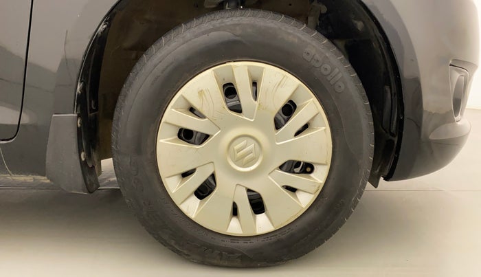 2013 Maruti Swift VDI, Diesel, Manual, 1,09,007 km, Right Front Wheel