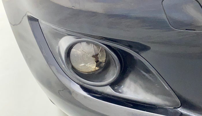 2013 Maruti Swift VDI, Diesel, Manual, 1,09,007 km, Right fog light - Minor damage