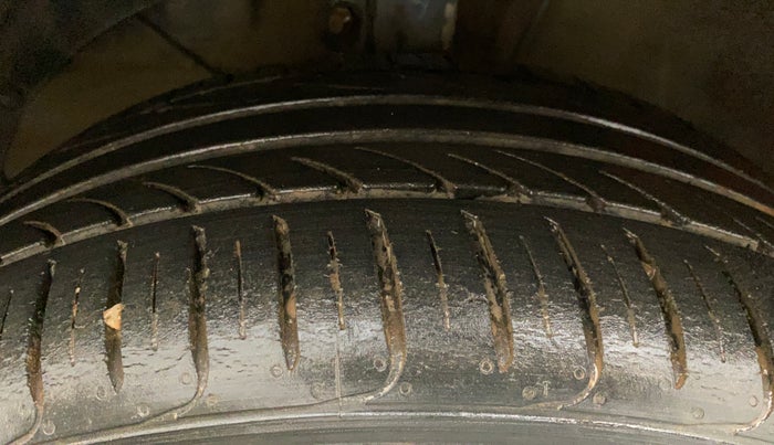 2017 Maruti Baleno RS 1.0 PETROL, Petrol, Manual, 79,738 km, Left Front Tyre Tread