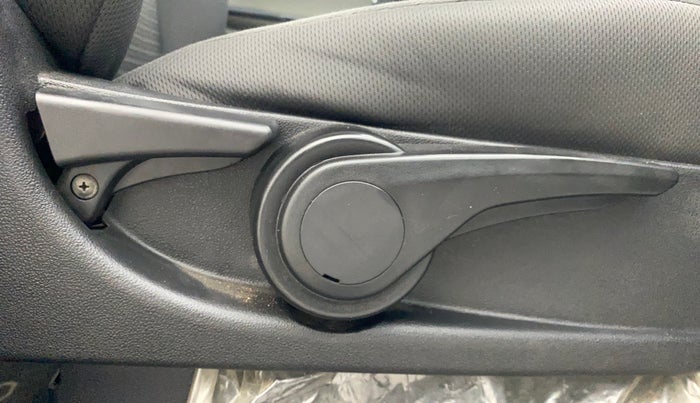 2019 Tata Tiago XZA PLUS PETROL, Petrol, Automatic, 27,195 km, Driver Side Adjustment Panel