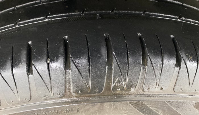 2022 Toyota URBAN CRUISER HIGH GRADE AT, Petrol, Automatic, 22,090 km, Right Rear Tyre Tread