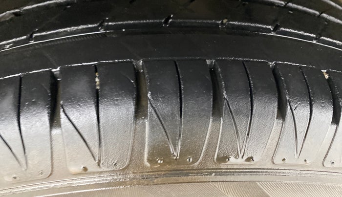 2022 Toyota URBAN CRUISER HIGH GRADE AT, Petrol, Automatic, 22,090 km, Left Rear Tyre Tread