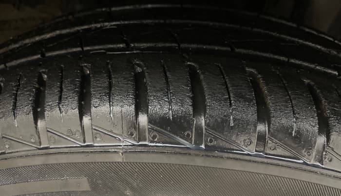 2021 Renault Kwid RXT 1.0 AMT (O), Petrol, Automatic, 31,286 km, Right Front Tyre Tread