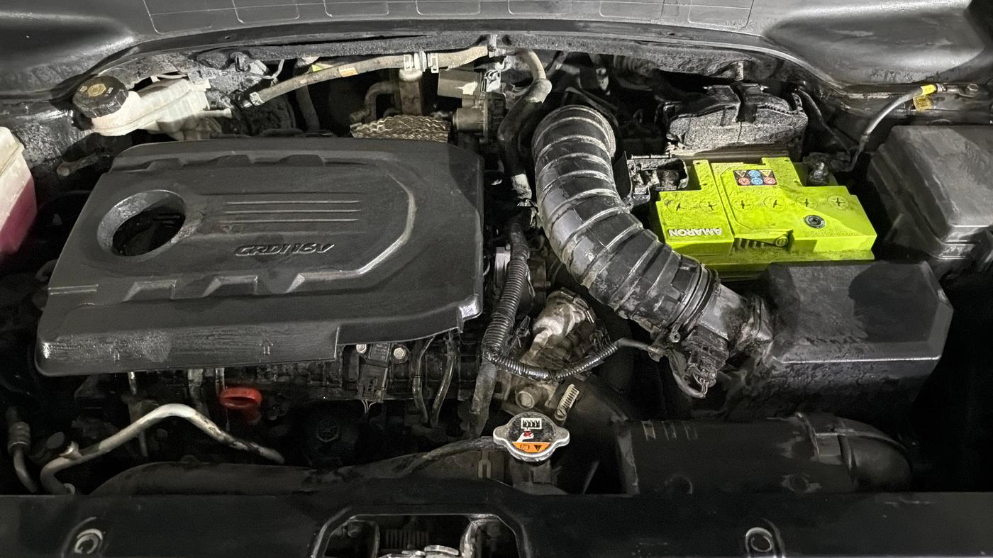 2022 Hyundai ALCAZAR PLATINUM(O) 6STR 1.5 AT, Diesel, Automatic, 1,15,752 km, Engine View