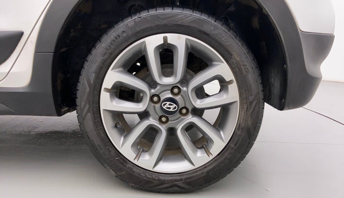 2018 Hyundai i20 Active 1.2 SX, Petrol, Manual, 18,304 km, Left Rear Wheel