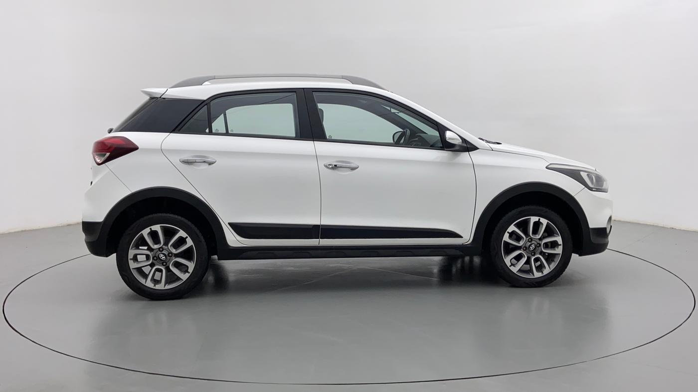 2018 Hyundai i20 Active 1.2 SX, Petrol, Manual, 18,304 km, Right Side