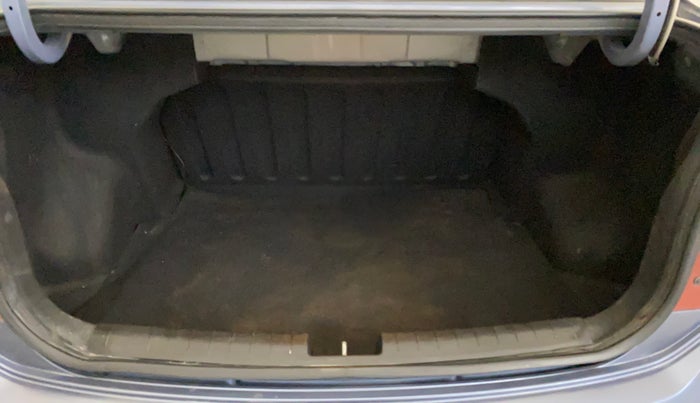 2014 Hyundai Xcent S 1.2, Petrol, Manual, 65,785 km, Boot Inside