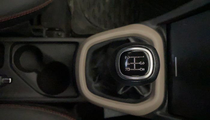 2014 Hyundai Xcent S 1.2, Petrol, Manual, 65,785 km, Gear Lever