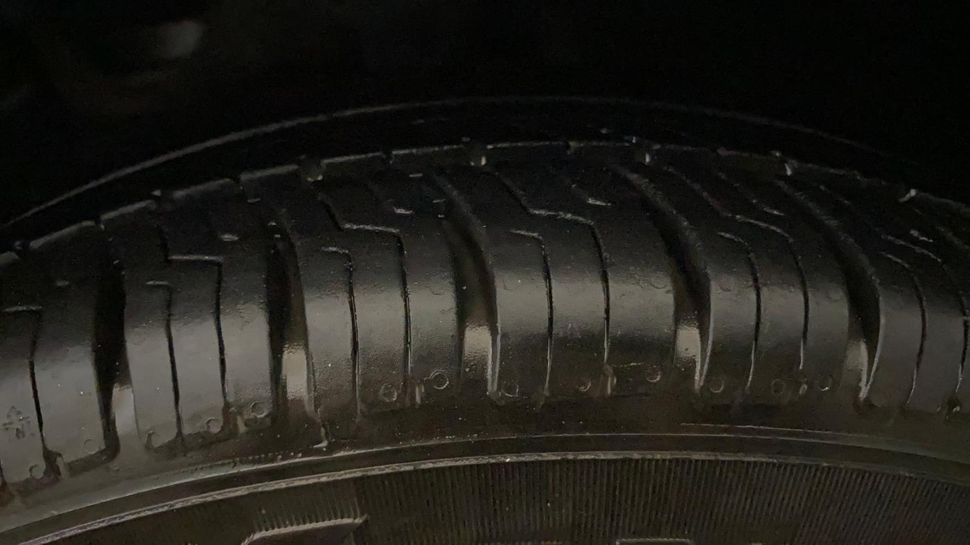 2014 Hyundai Xcent S 1.2, Petrol, Manual, 65,844 km, Left Front Tyre Tread