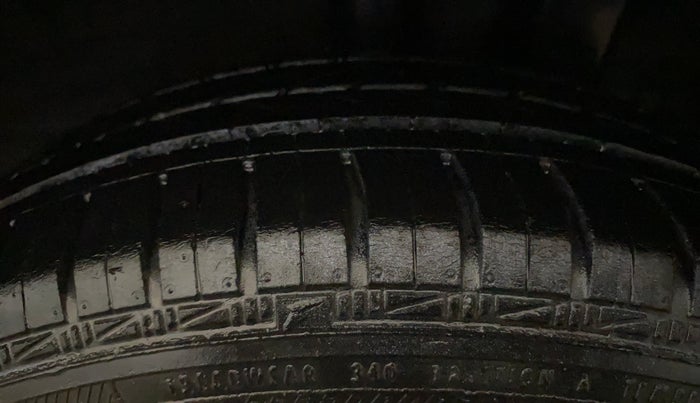 2014 Hyundai Xcent S 1.2, Petrol, Manual, 65,785 km, Left Rear Tyre Tread