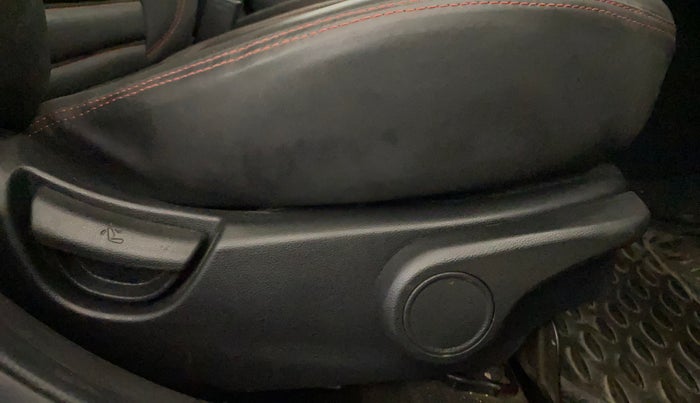 2014 Hyundai Xcent S 1.2, Petrol, Manual, 65,785 km, Driver Side Adjustment Panel